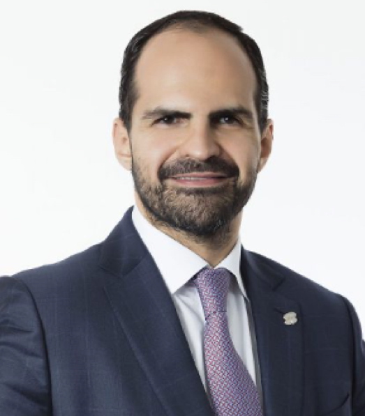 Gabriel Casillas Olvera es actualmente Director General Adjunto de Análisis Económico y Relación con Inversionistas de Grupo Financiero Banorte. Fue funcionario del Banco de México por más de diez años, en las áreas de Investigación Económica, Operaciones de Banca Central y Administración de Riesgos.
